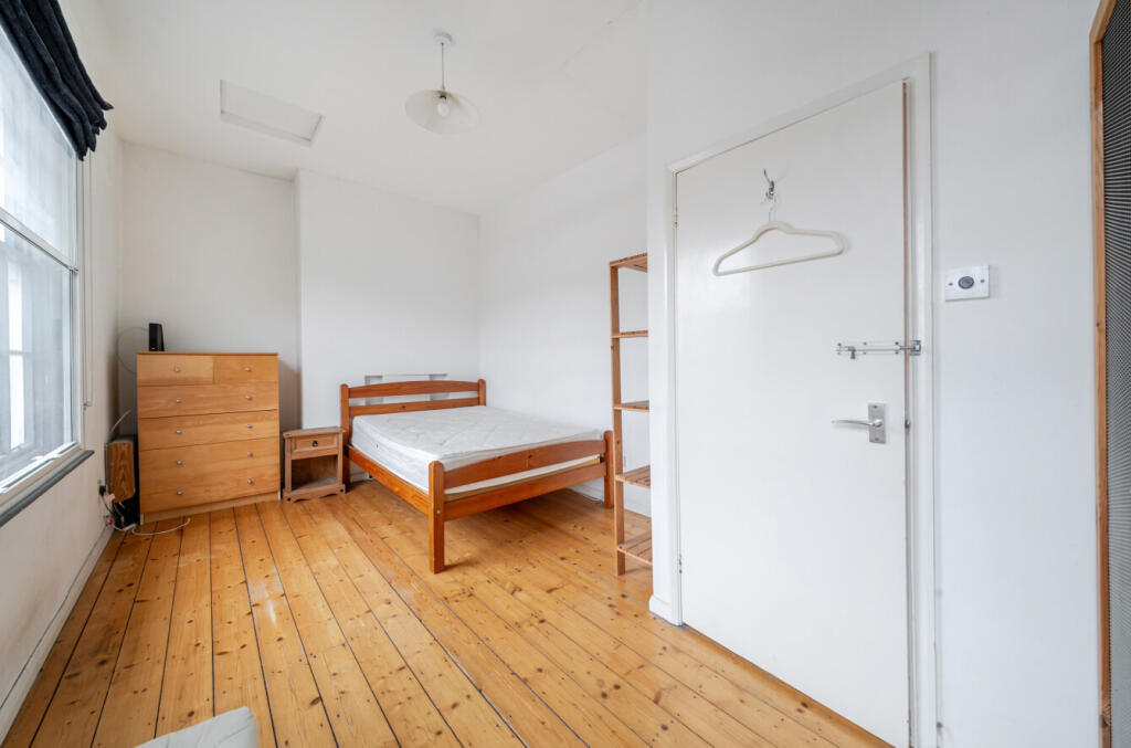 1364632-13-68e515...