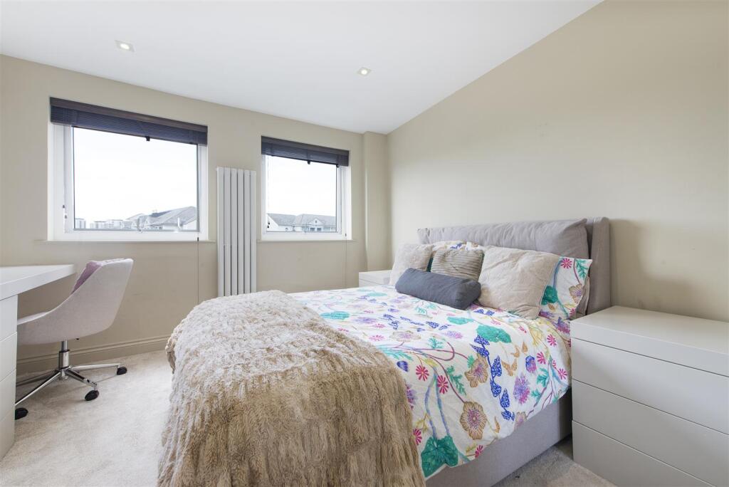 53166 Hi res (12).jpg