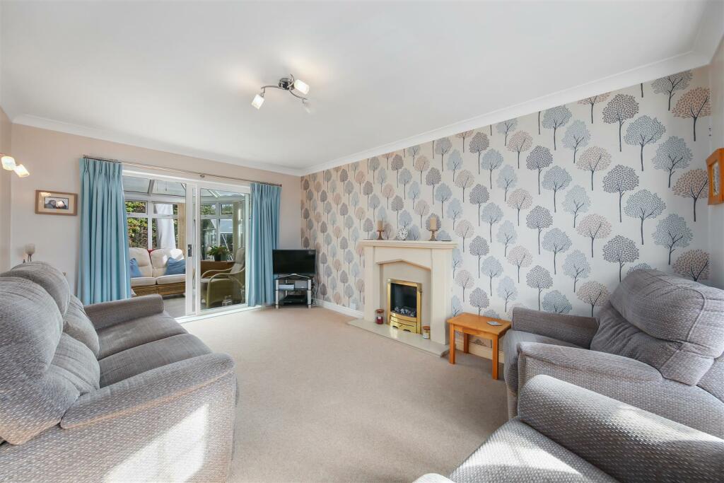 Living Room.jpg
