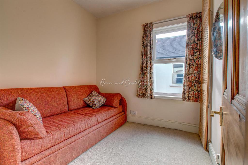 Llandennis Road, Cyncoed, HernCrabtree (28).jpg