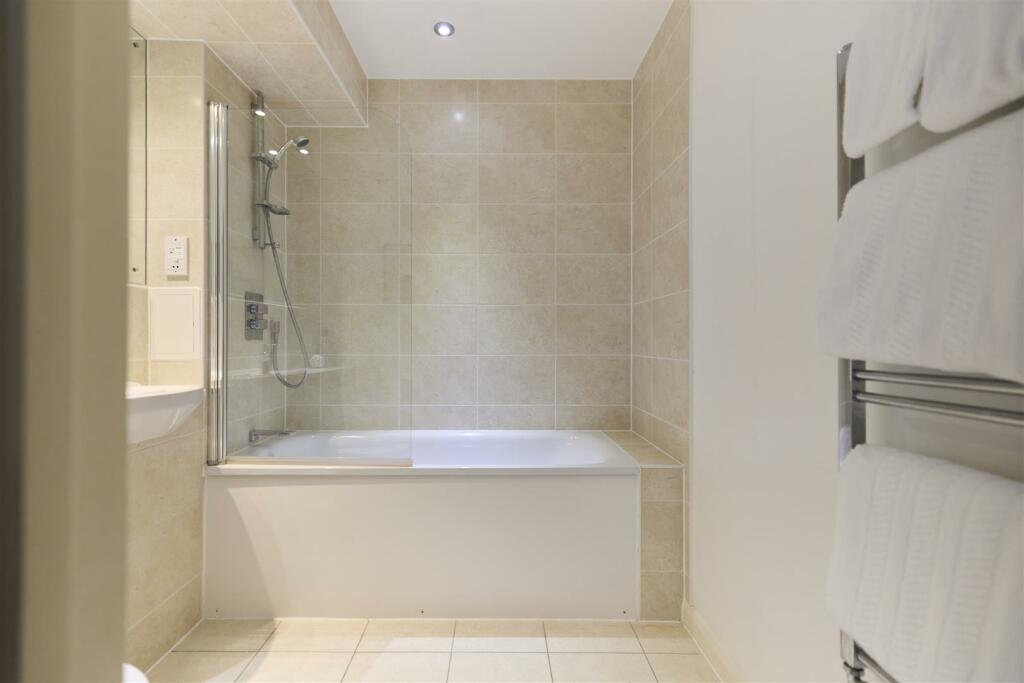 LN POT 13_0023(1).jpg