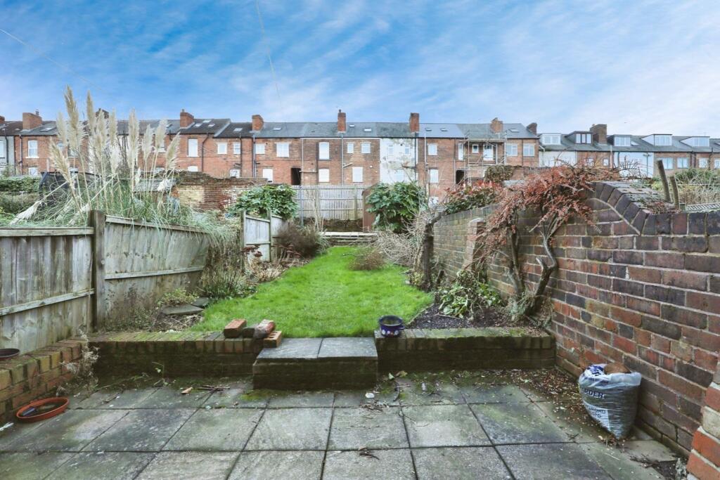 GARDEN