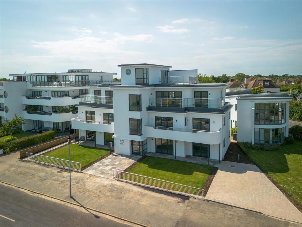 42 The Residenses-65.jpg