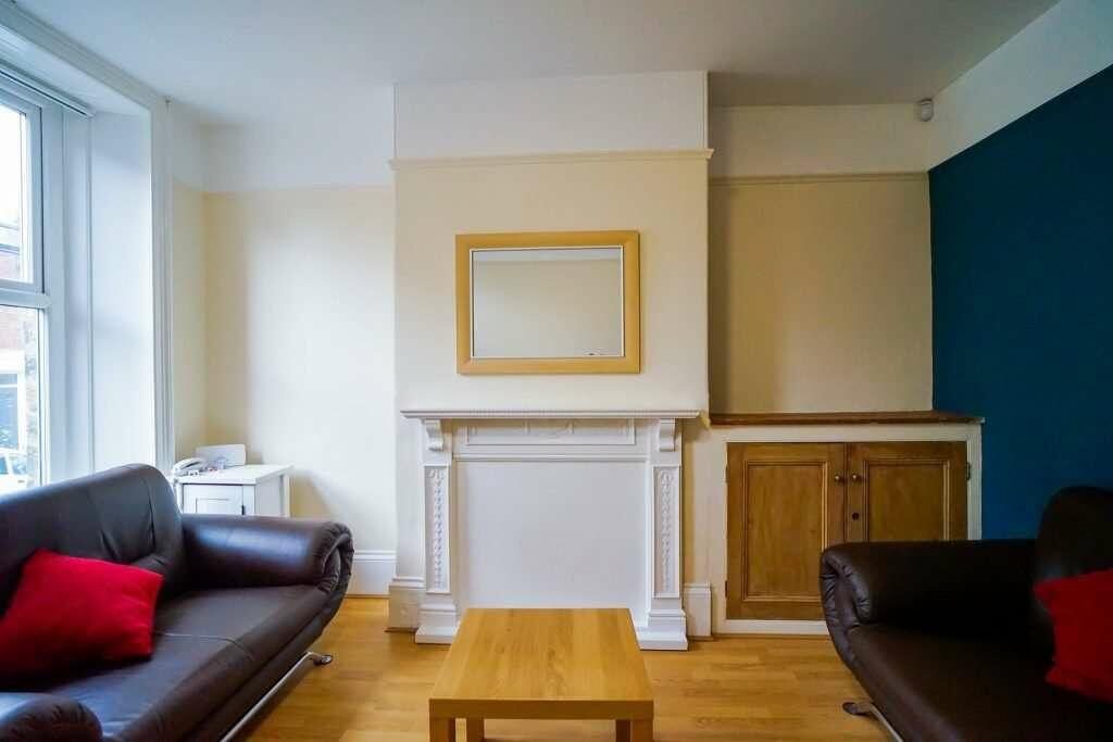 65_Roebuck_Road