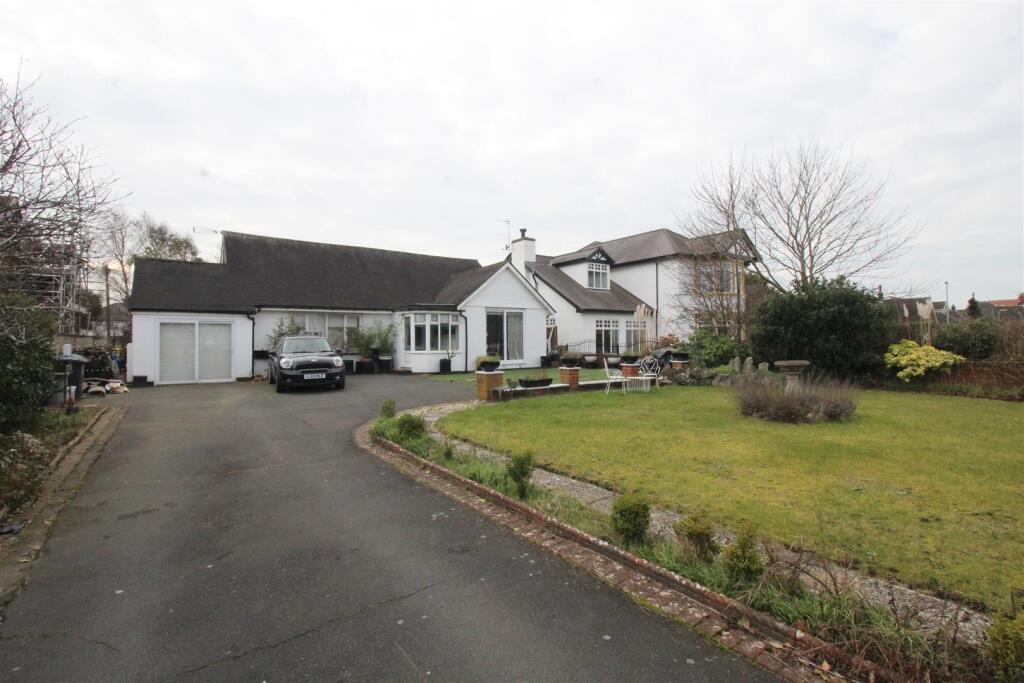 Clifton Drive, 100, front.JPG