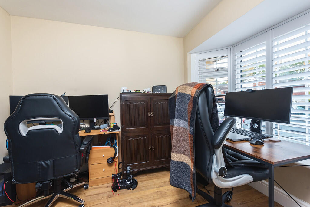 7 The Brambles (7...