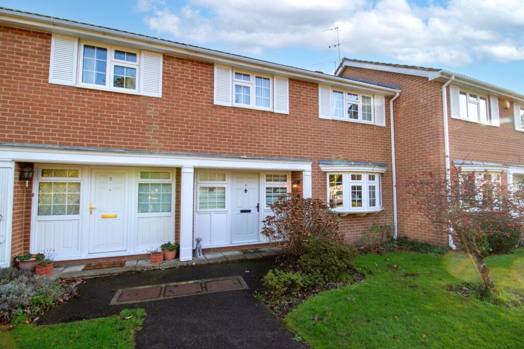 Glebe Court, Fleet, GU51