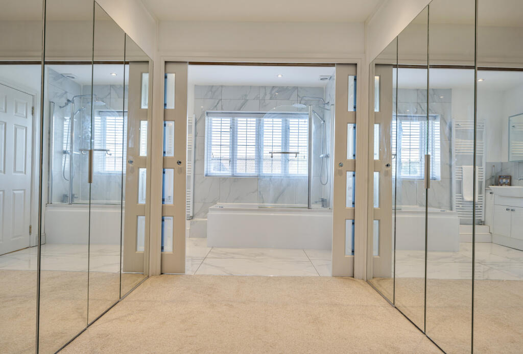 1316922-17-685dab...