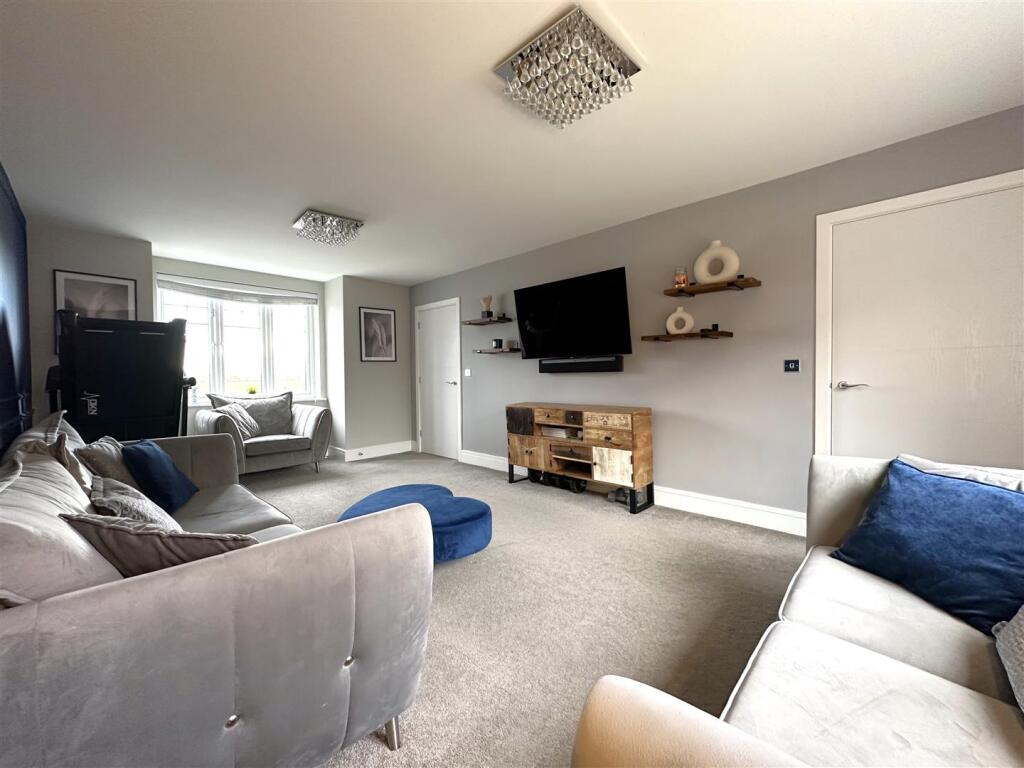 Living Room 843