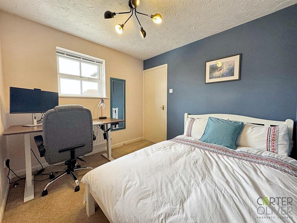 DOUBLE BEDROOM 2 REAR