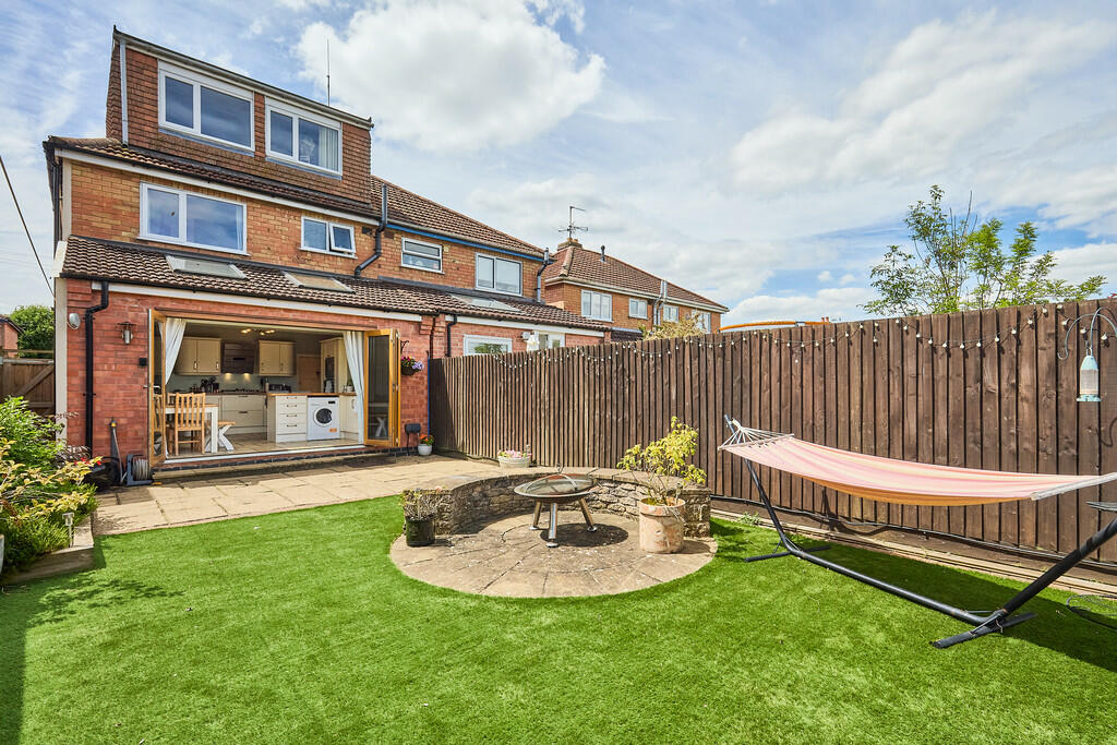 Edward Knight 202...