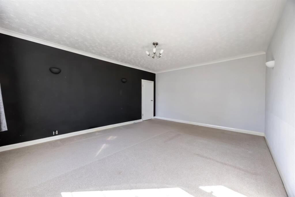 Grange Park, 14-027.jpg