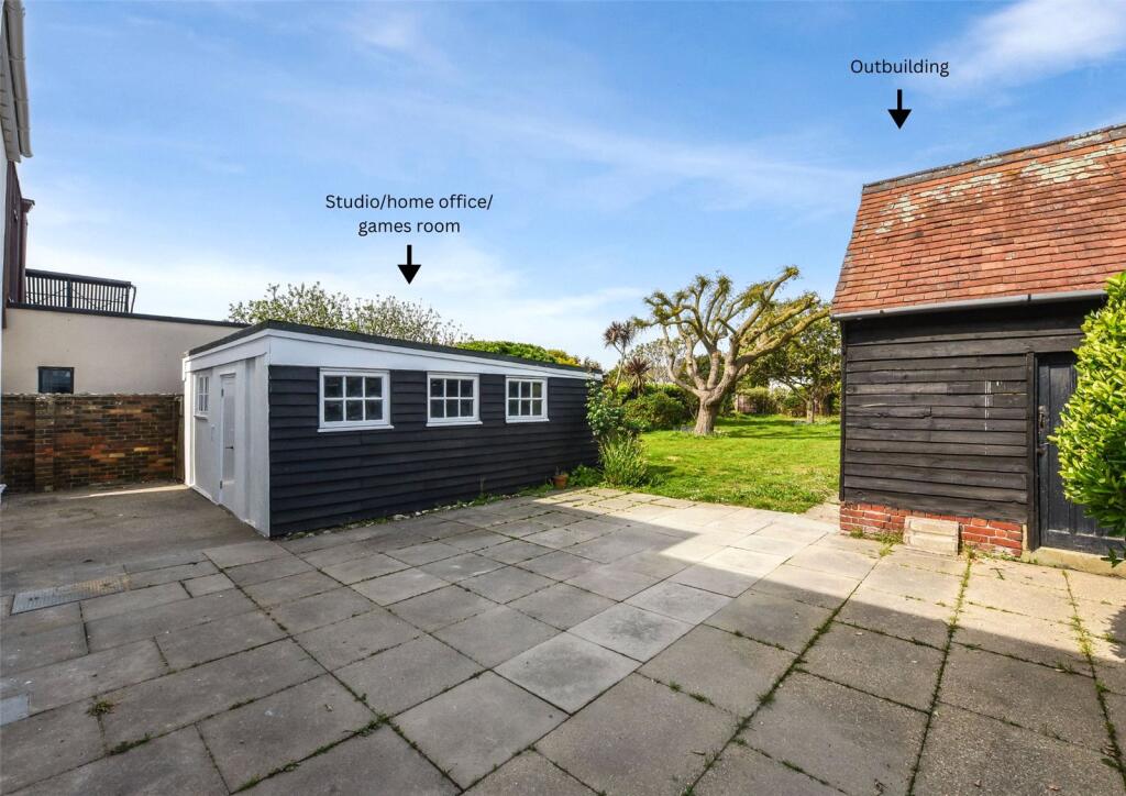 Studio &amp; Outbuilding