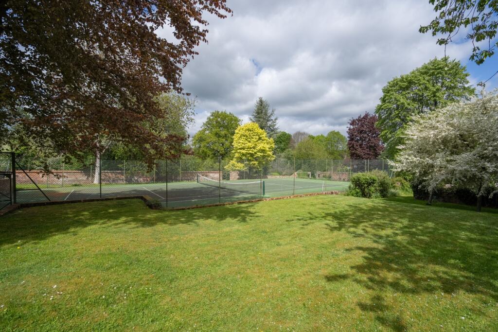 ORCHARD HOUSE - TENNIS COURT 3