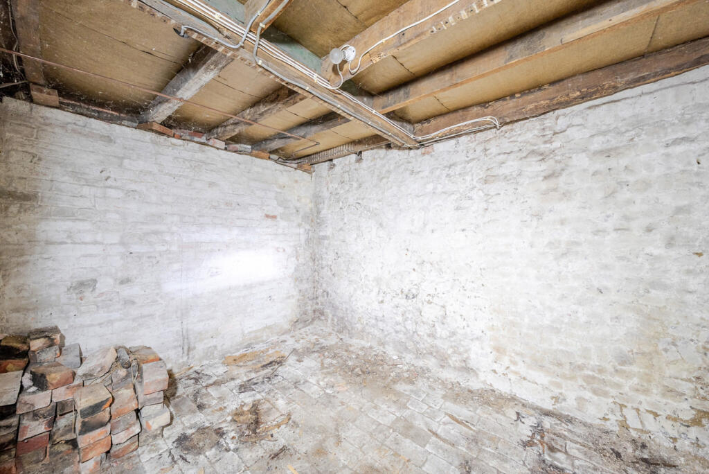 1290947-74-68263d...