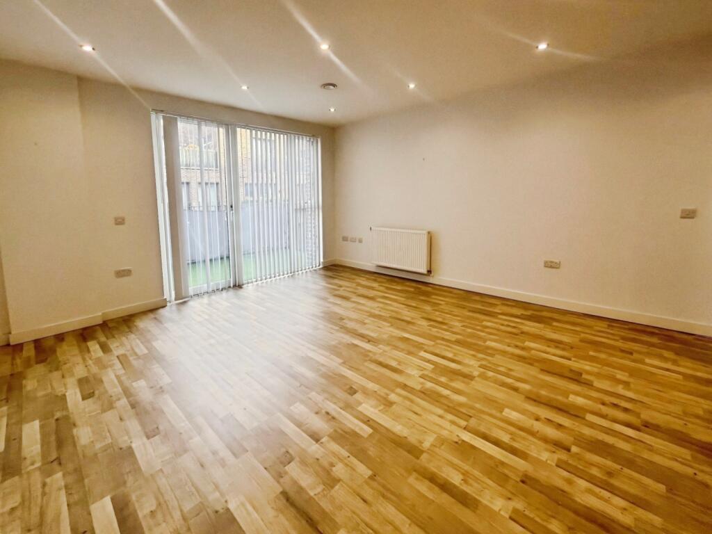 pbox-living_room-338432.jpeg