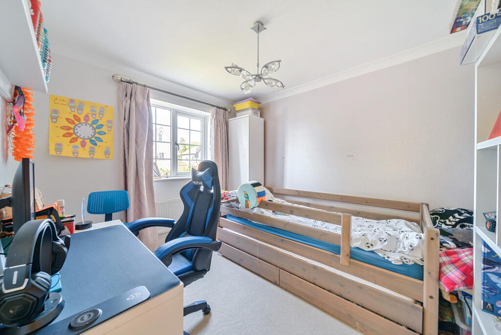 1310261-28-684be4...