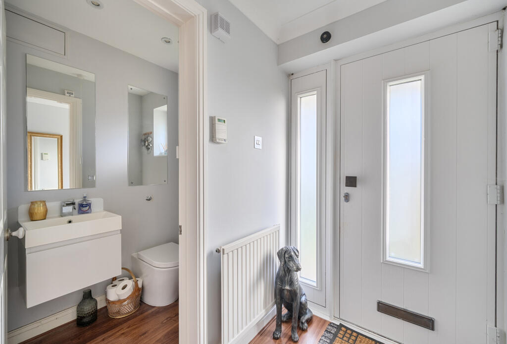 1382859-11-691dd0...