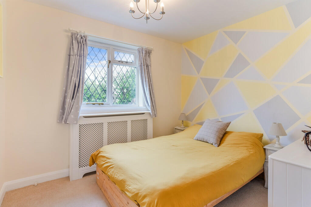 DORMANS ROAD, 1 -...