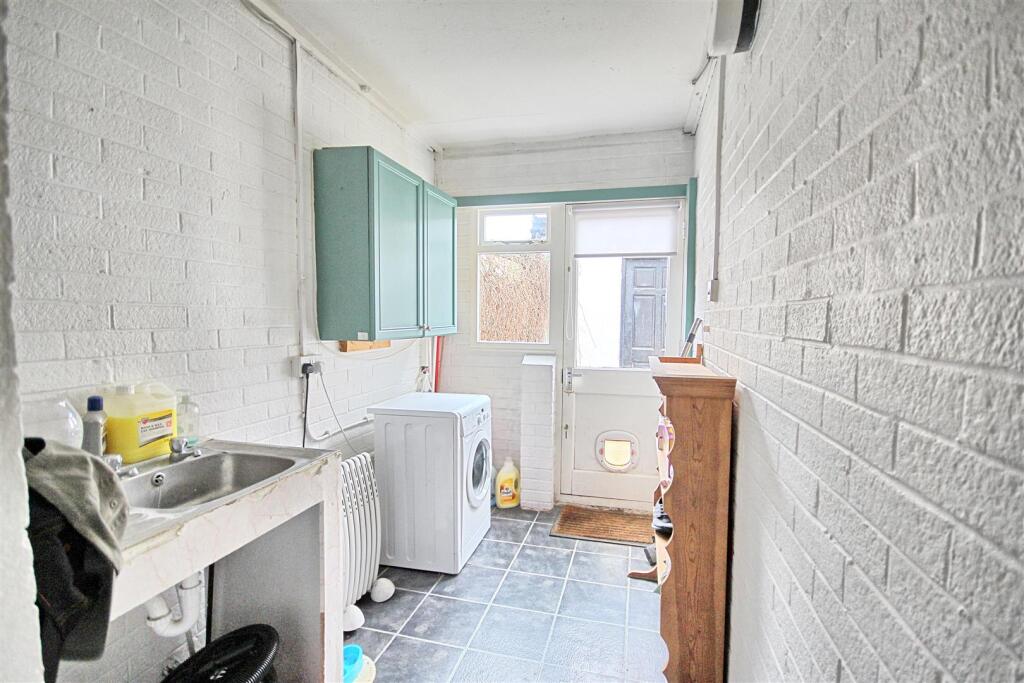 UTILITY ROOM