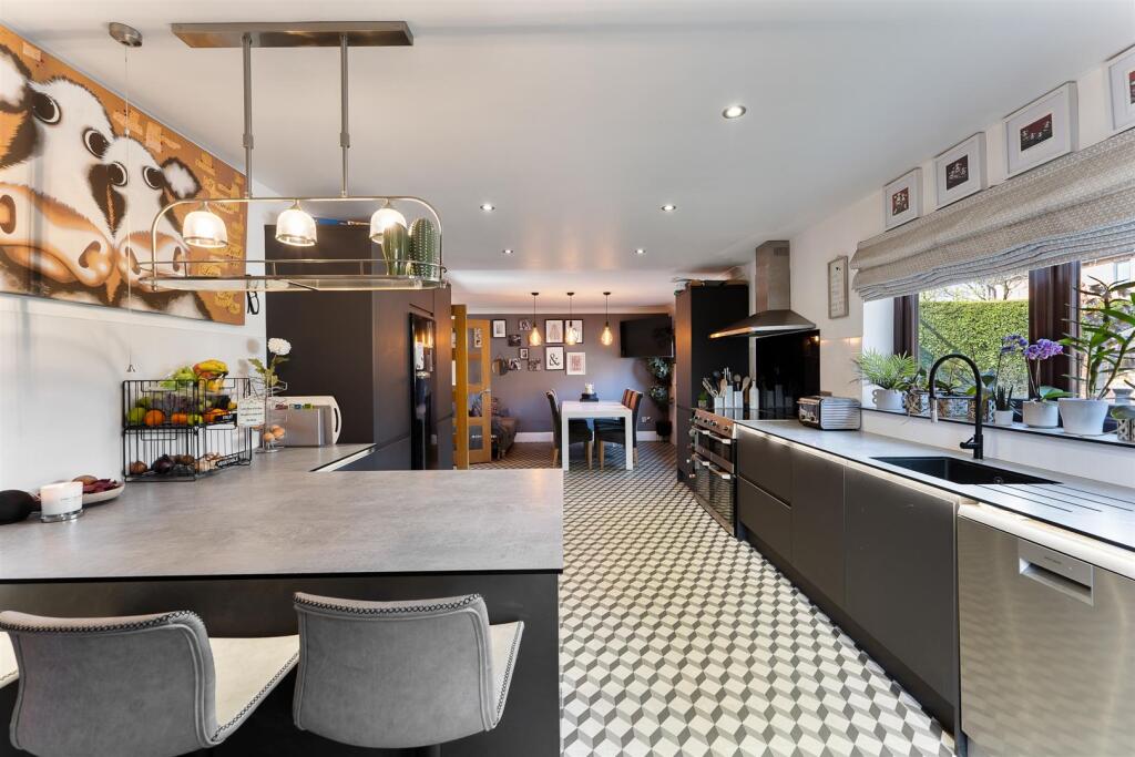 Kitchen Diner