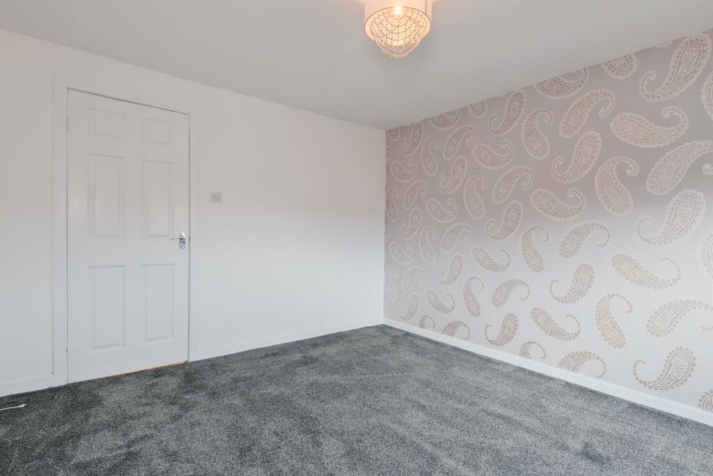 013-16 Hemmingen Court Carluke, ML8 5LX.jpg