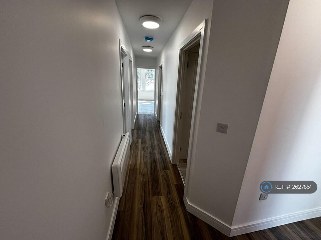 Hallway With Oak Lvt