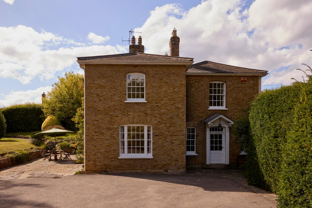 309903 - GARTH HOUSE_HIRES_112.JPG