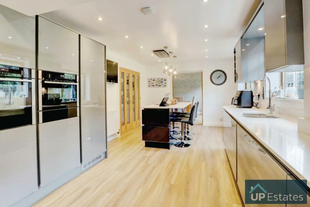 Breakfast Dining Kitchen