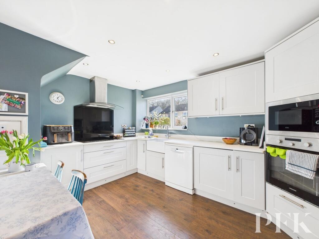 Dining / Kitchen