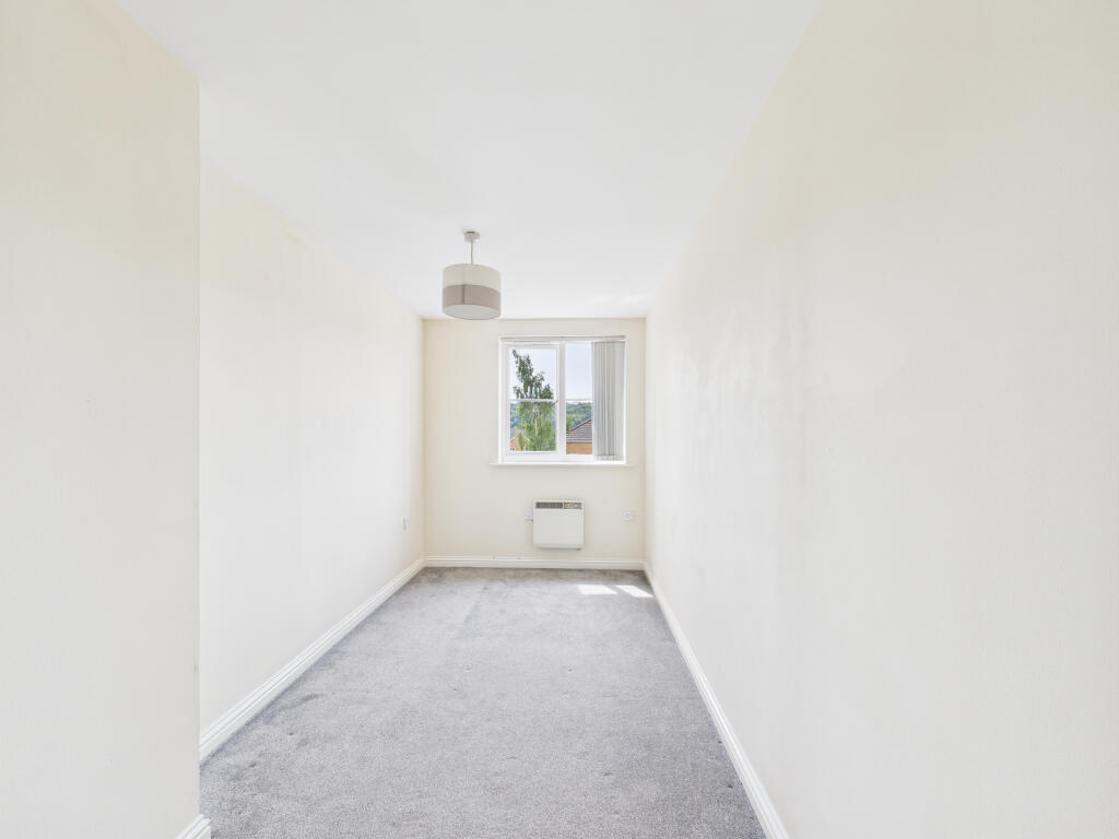 CAM01354G0-PR0545-STILL003