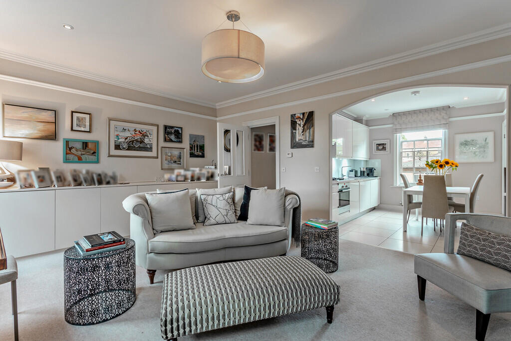 8657811-interior2...