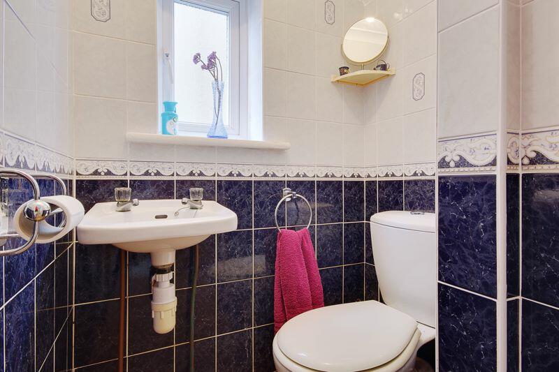 Entrance Hall (WC)