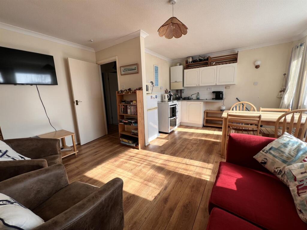 Living Room: