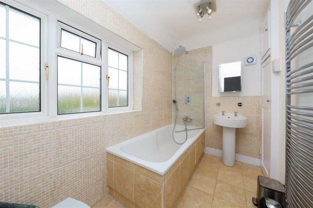 Bathrooom