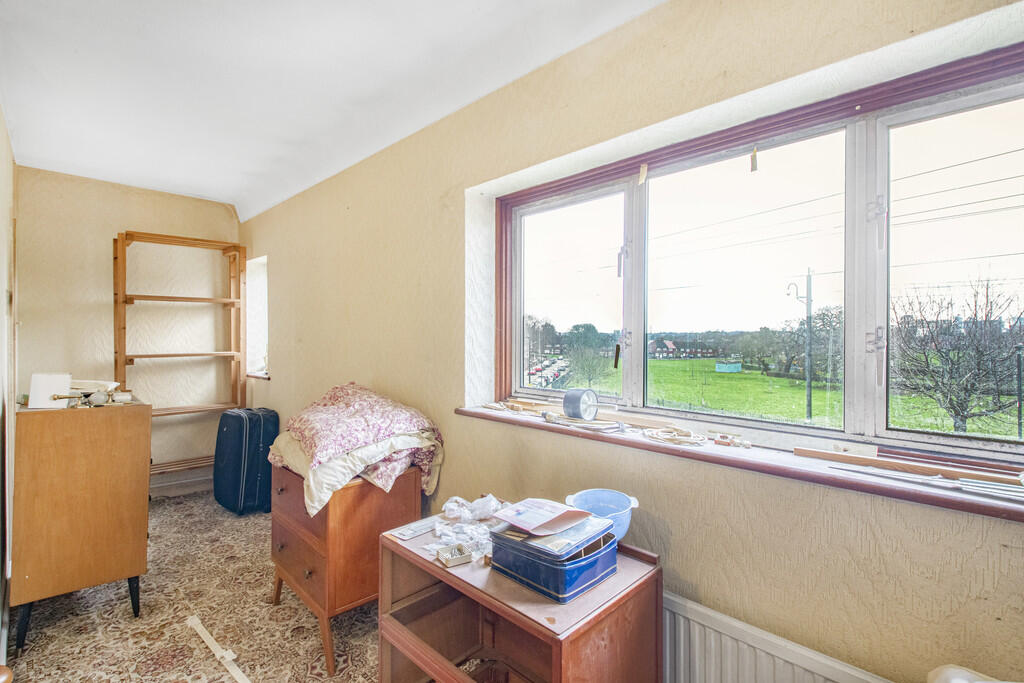 Bedroom 1 (4)
