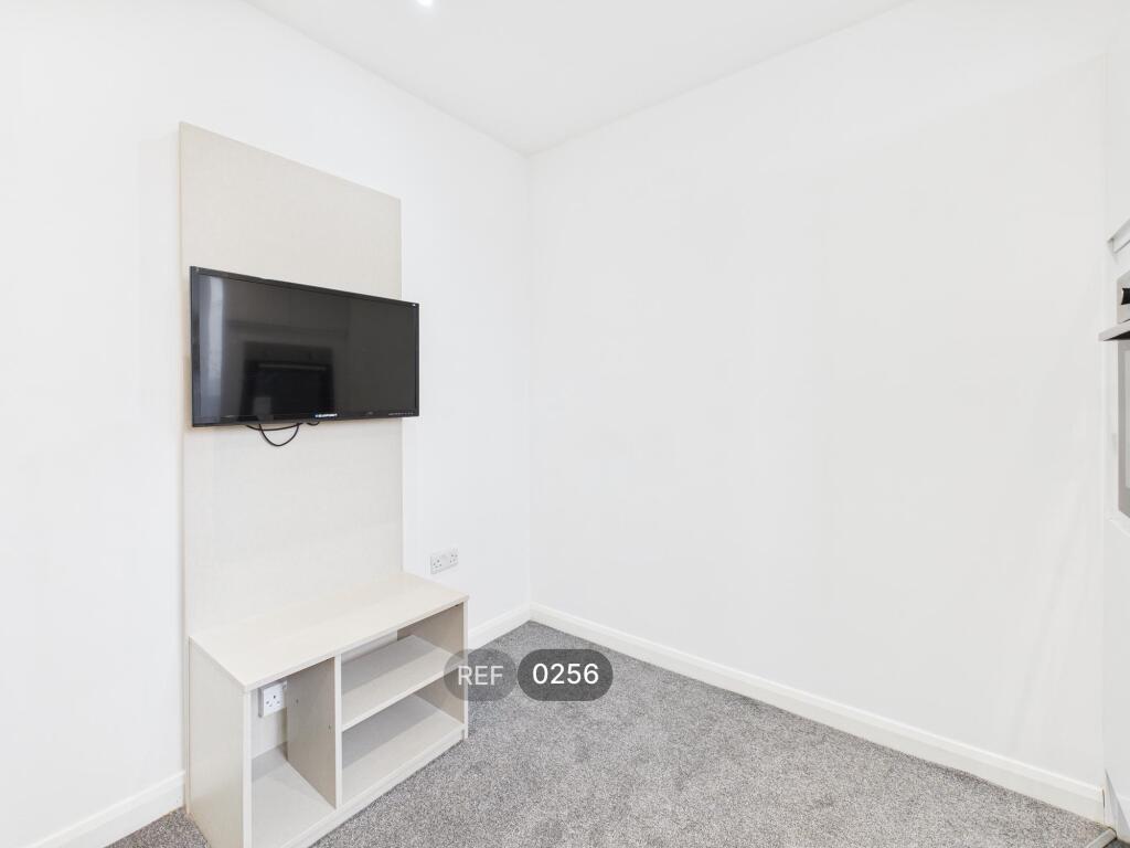 Kitchen/Living area