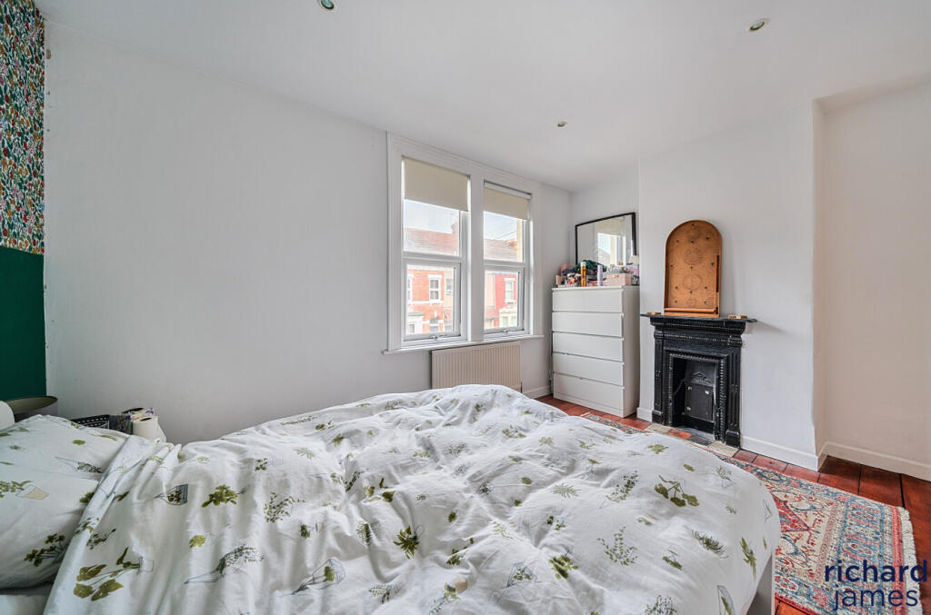 33d5ee17a69d4cffa18f15a7fa9827b0