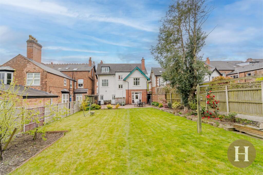 Hadleigh Estate Agents-44.jpg