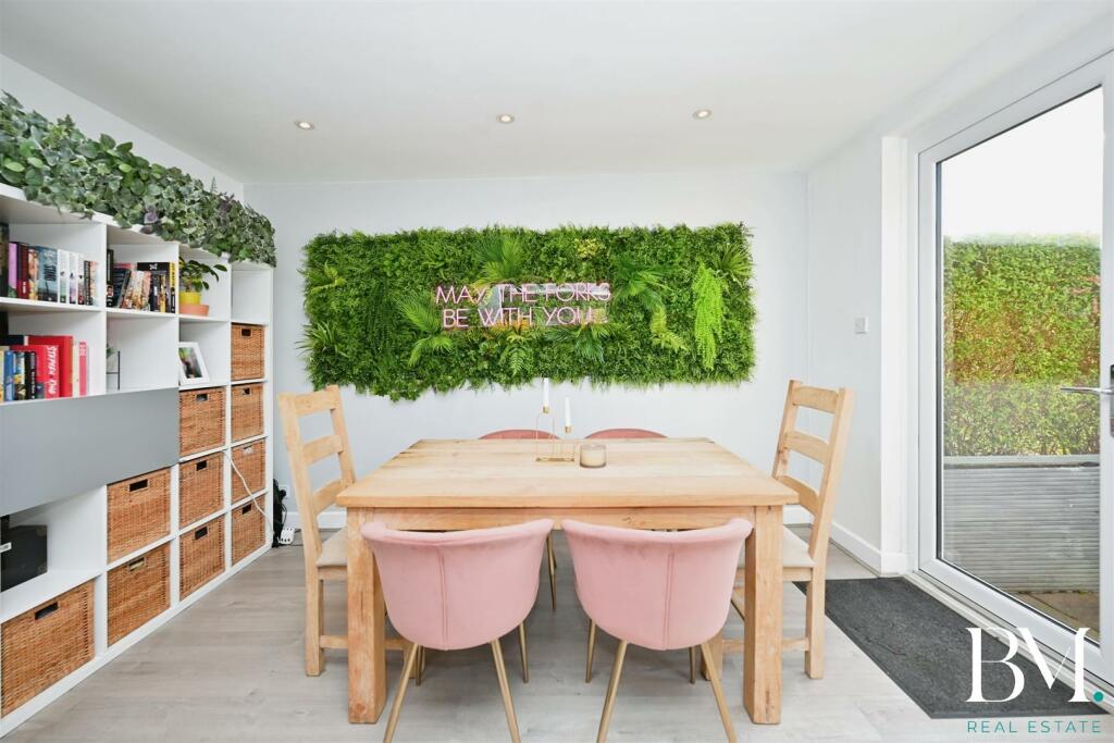 Lounge/Diner