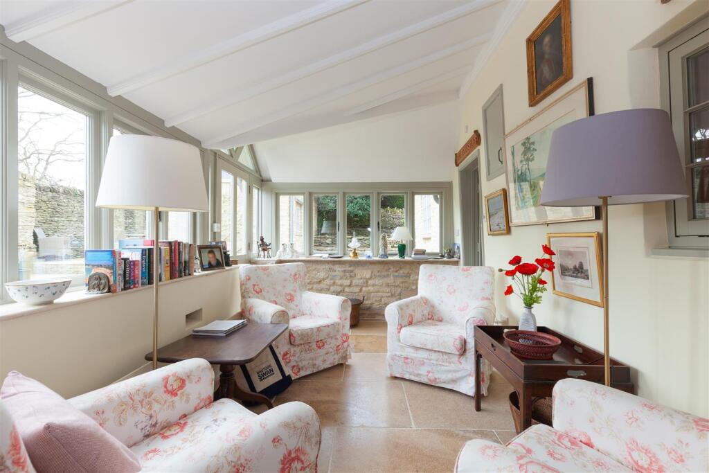 Garden Room 1.jpg