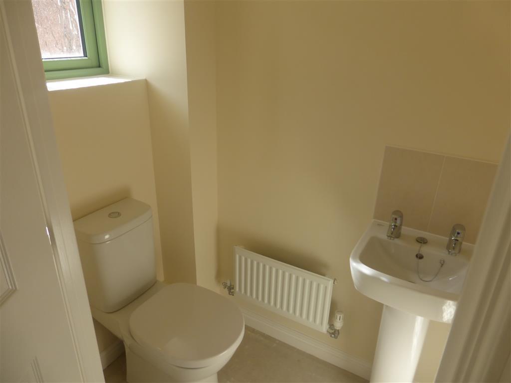 Cloakroom/wc