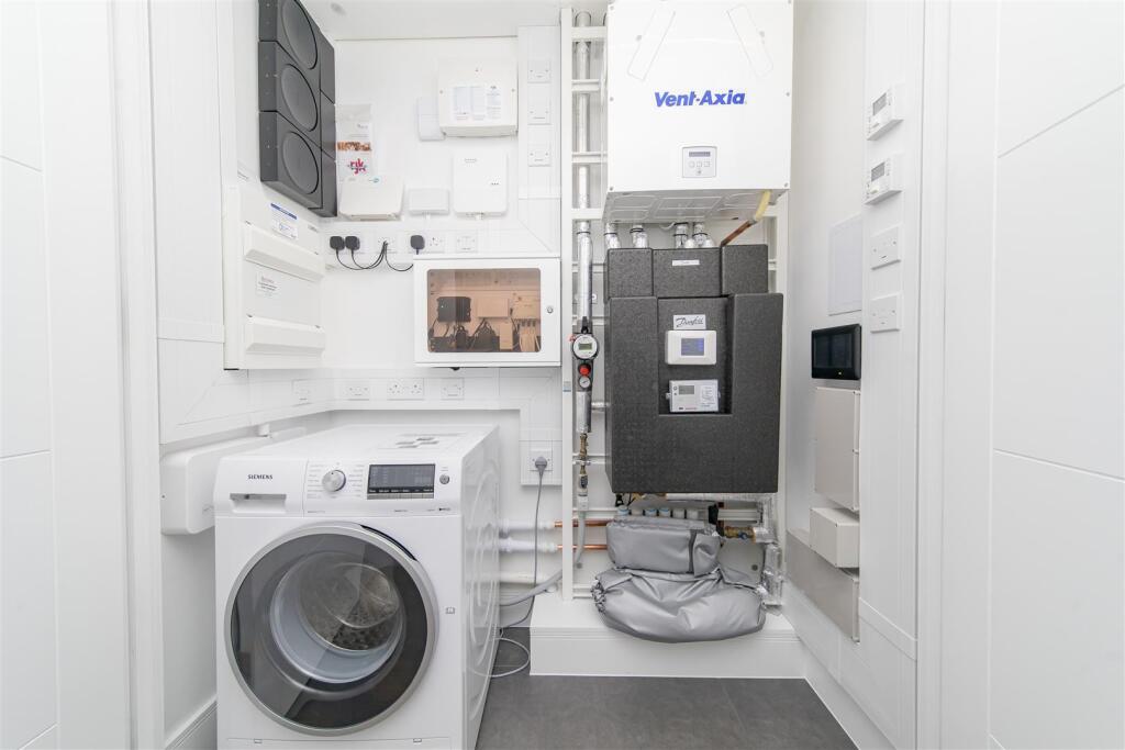 Utility Room .jpg