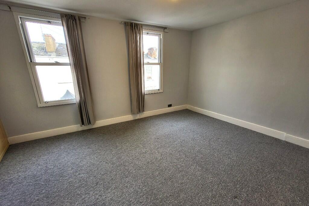 14' x 11' Bed One