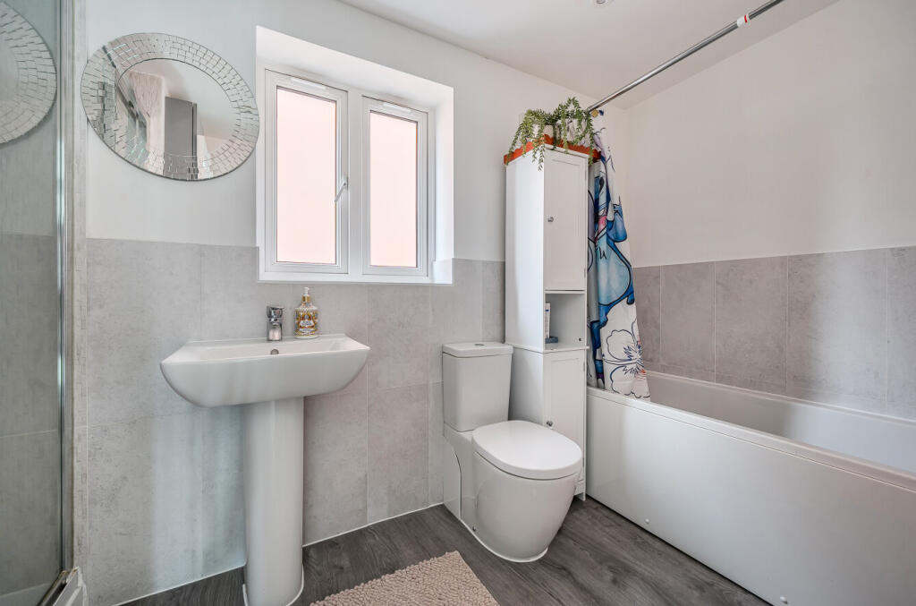 1369815-33-68f799...