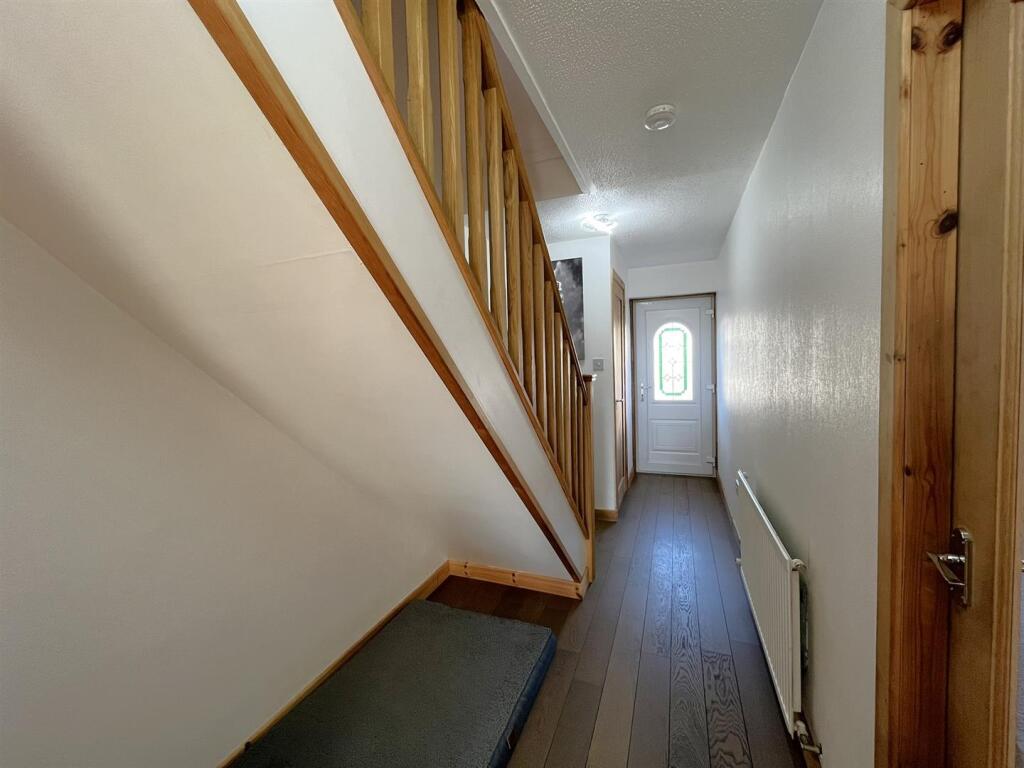 ENTRANCE HALLWAY