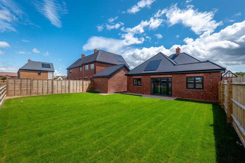 BG P5 Ext Back-1.jpg