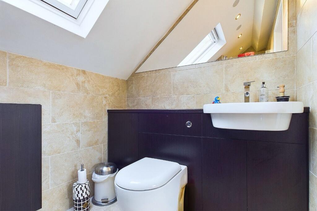 Bathroom.jpeg