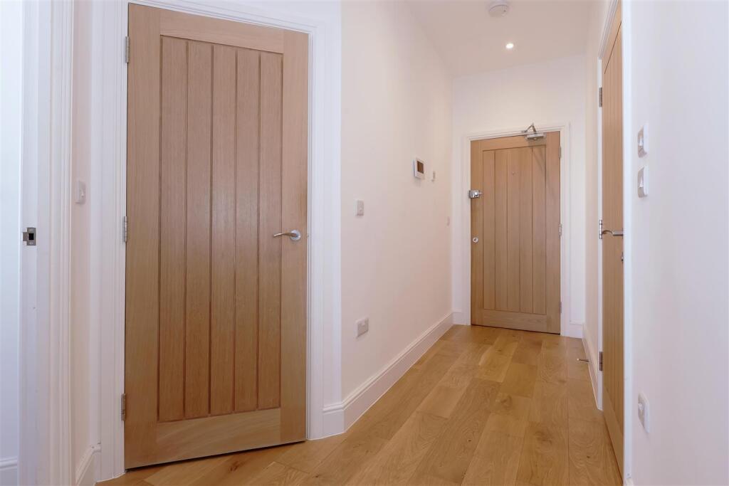 Kingsway House_8.jpg