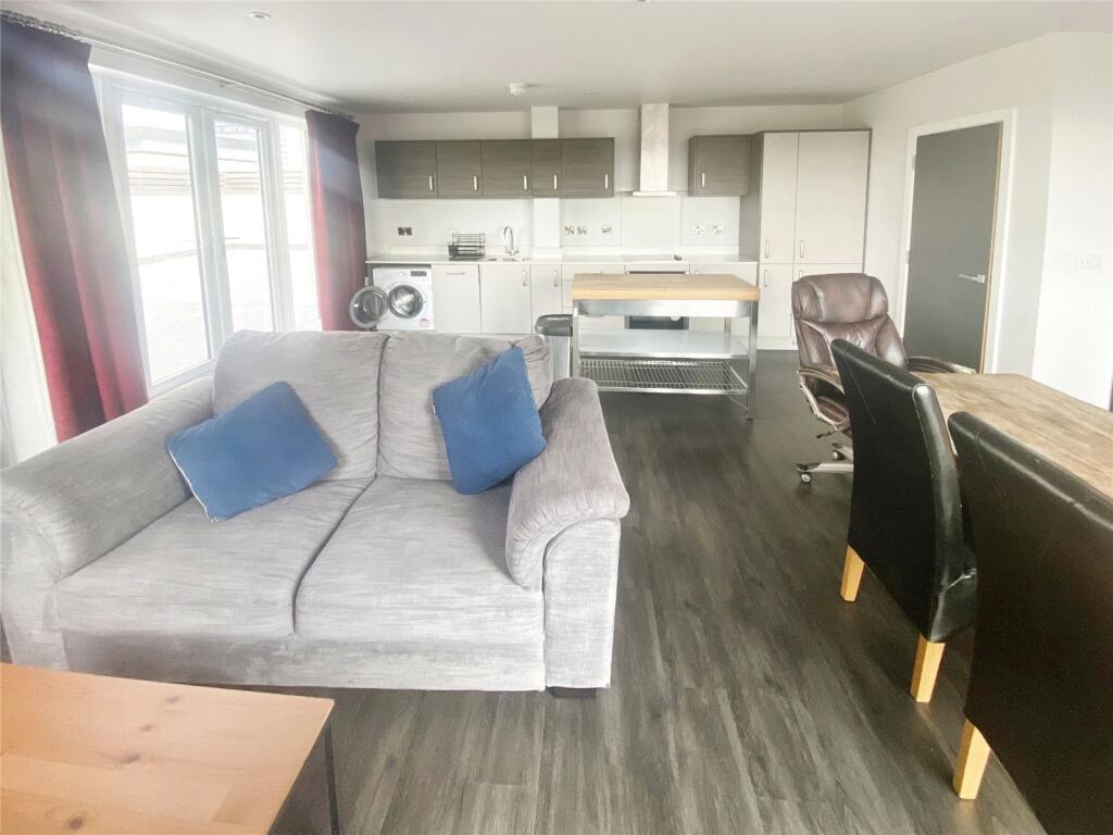 Living/Dining Room